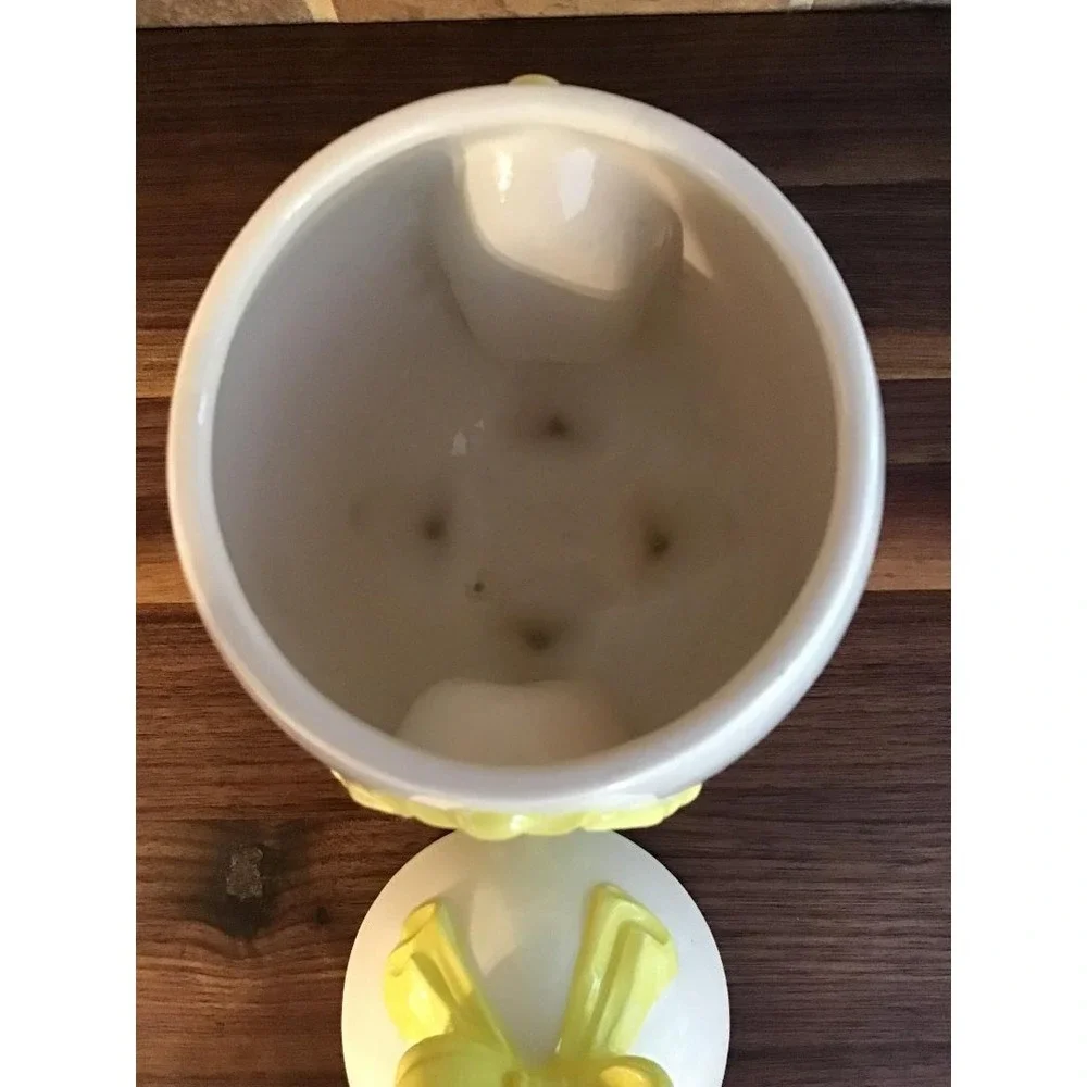 VTG Arnels Pottery Ceramic Easter Egg Candy Jar Footed w/Lid 7